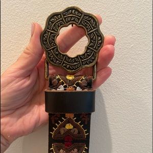 Size M Lucky Brand Leather belt. Never worn